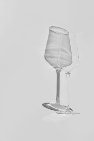 Picture of Hand-Blown Wine Glass Set